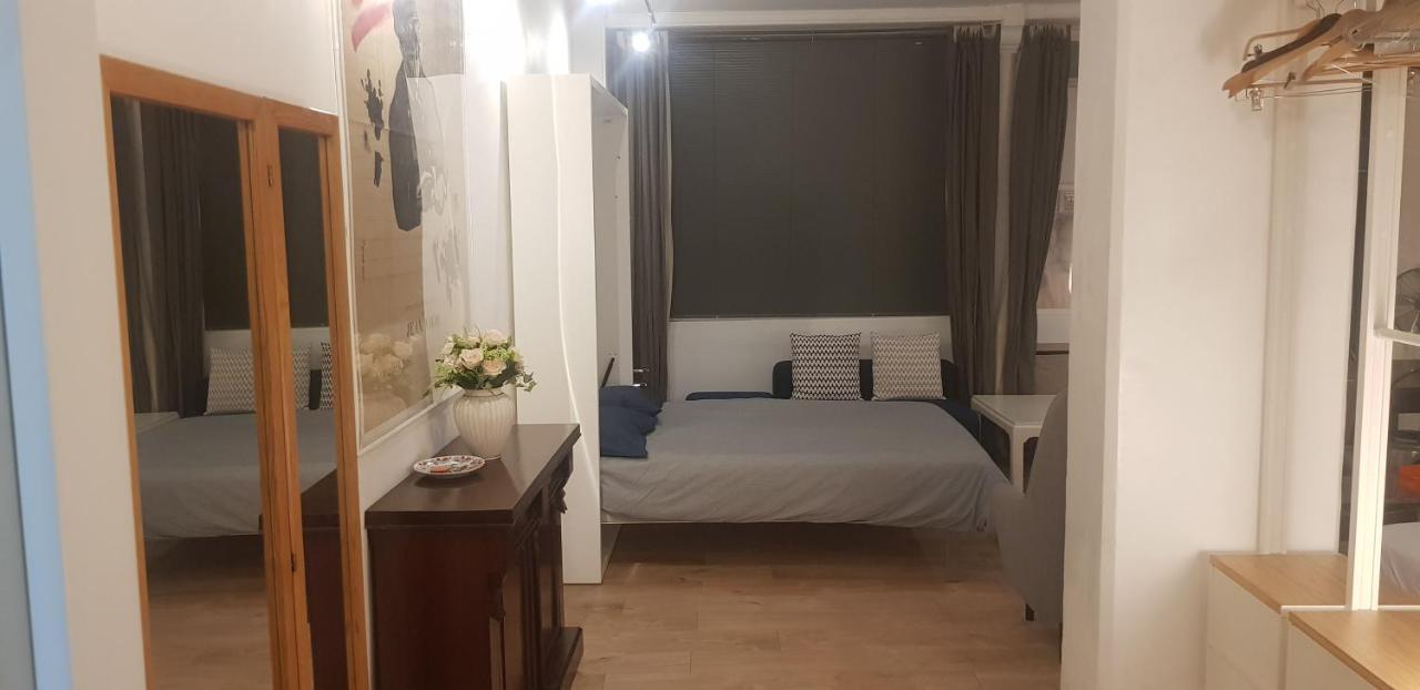Charming Loft - Tour Eiffel/ Rue Cler Lejlighedshotel Paris Eksteriør billede